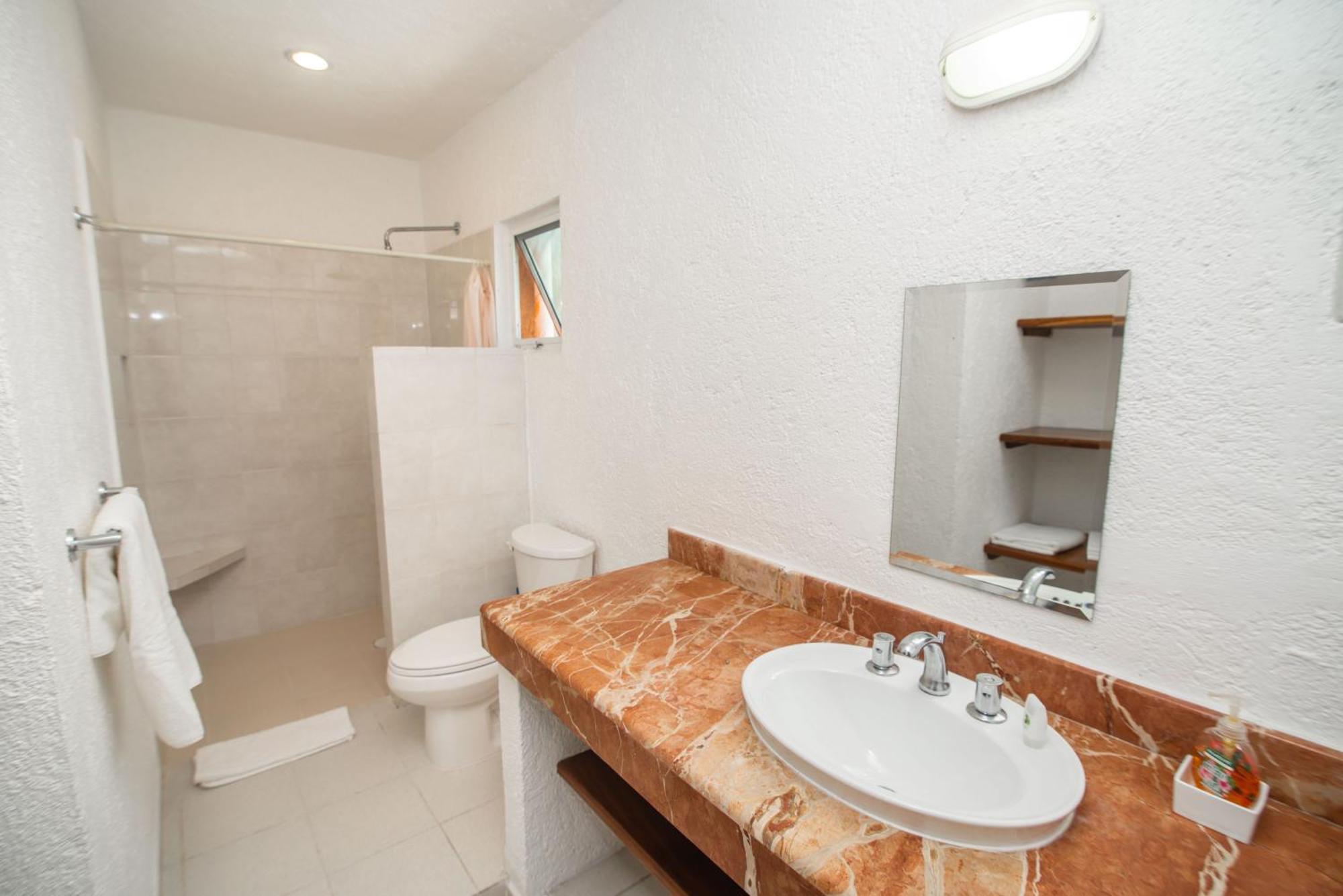 2br Close To The And 1 Block From 5th Av Apartamento *